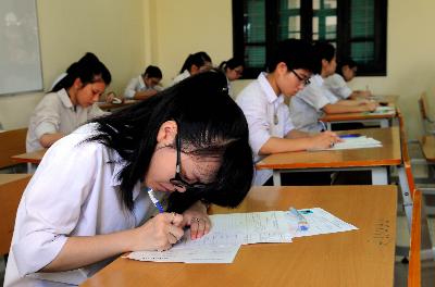 Môn thi tốt nghiệp THPT đầu tiên: Đề văn kích thích lòng yêu nước ảnh 1